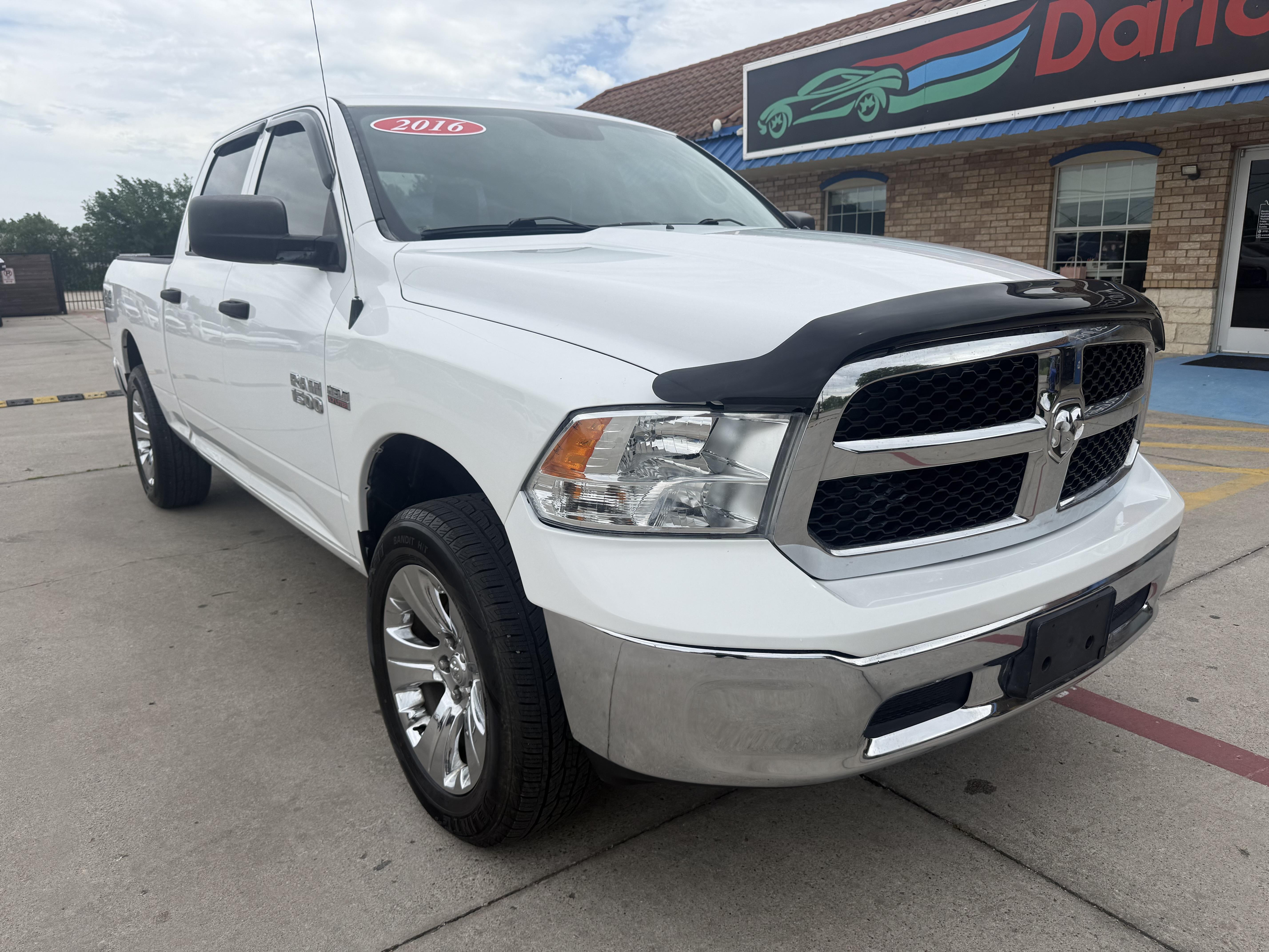2016 Ram 1500 Pickup-V8 Crew Cab Tradesman 4WD - Image 20