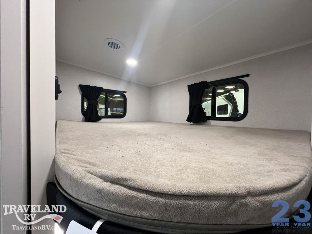 2027 Jayco Eagle SLE 28BHU - Image 13