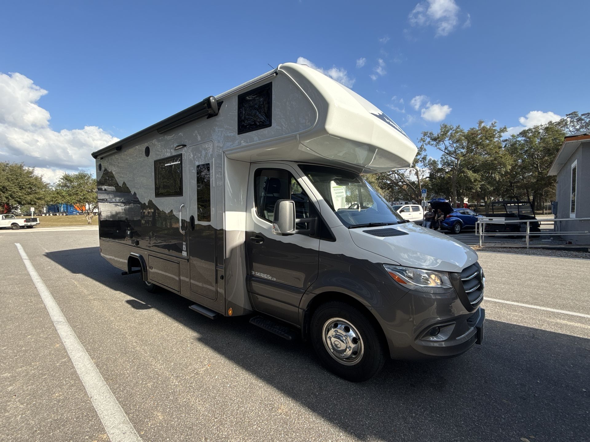 2025 Dynamax Corp Isata 3 Series
