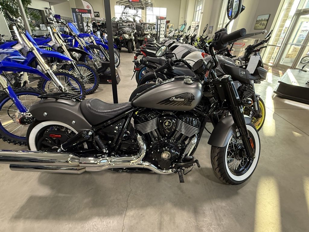 2022 Indian Motorcycle® Chief® Bobber ABS Black Metallic - Image 4