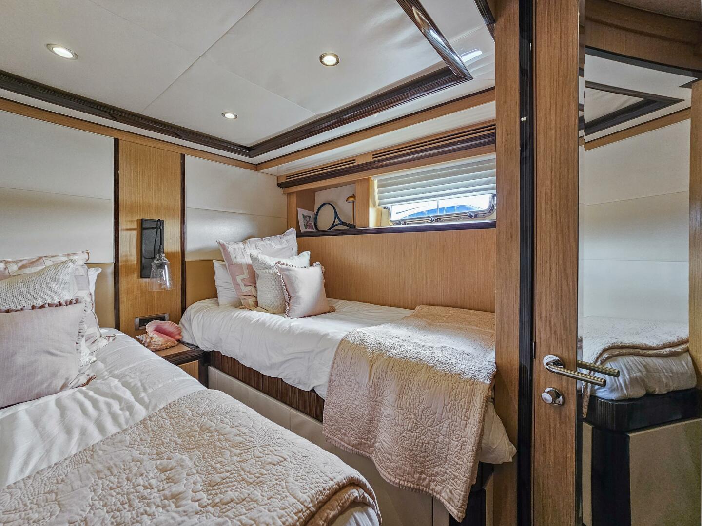 2010 Ocean Alexander 83 - Image 74