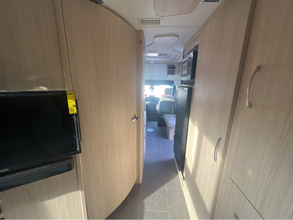 2026 Leisure Travel Unity U24RL - Image 15