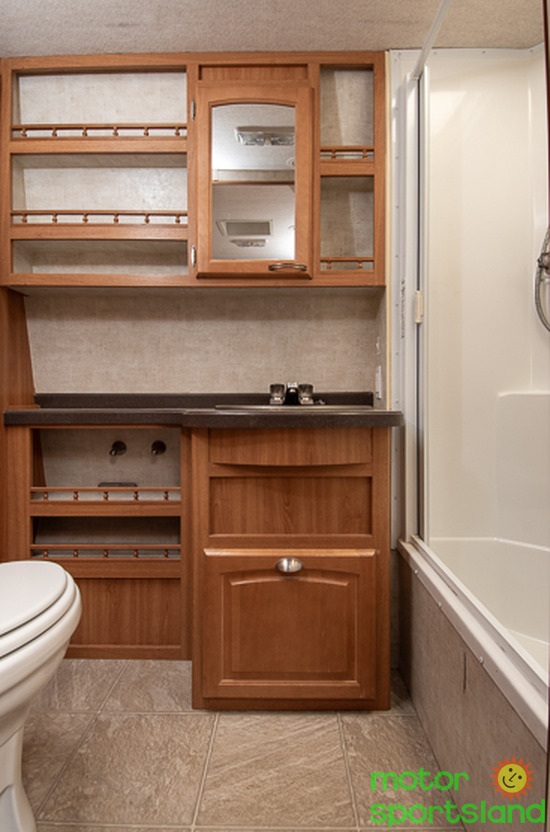 2007 Rage'n 21FB - Image 25