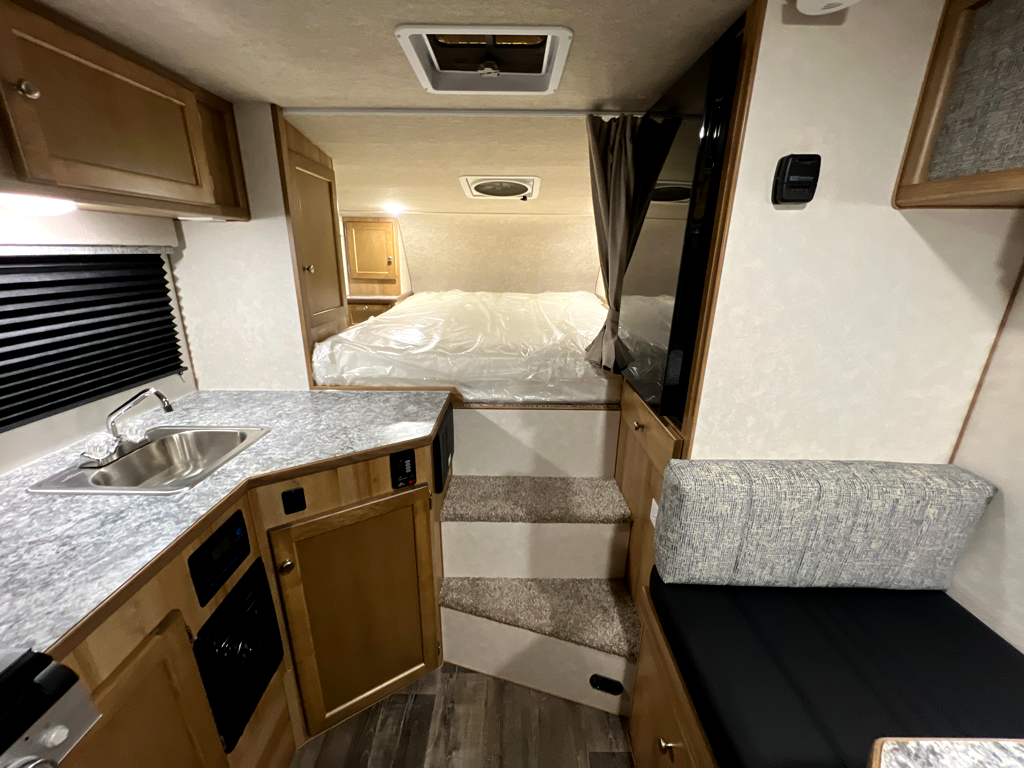 2027 Westland RV Travelaire 80WS - Image 12