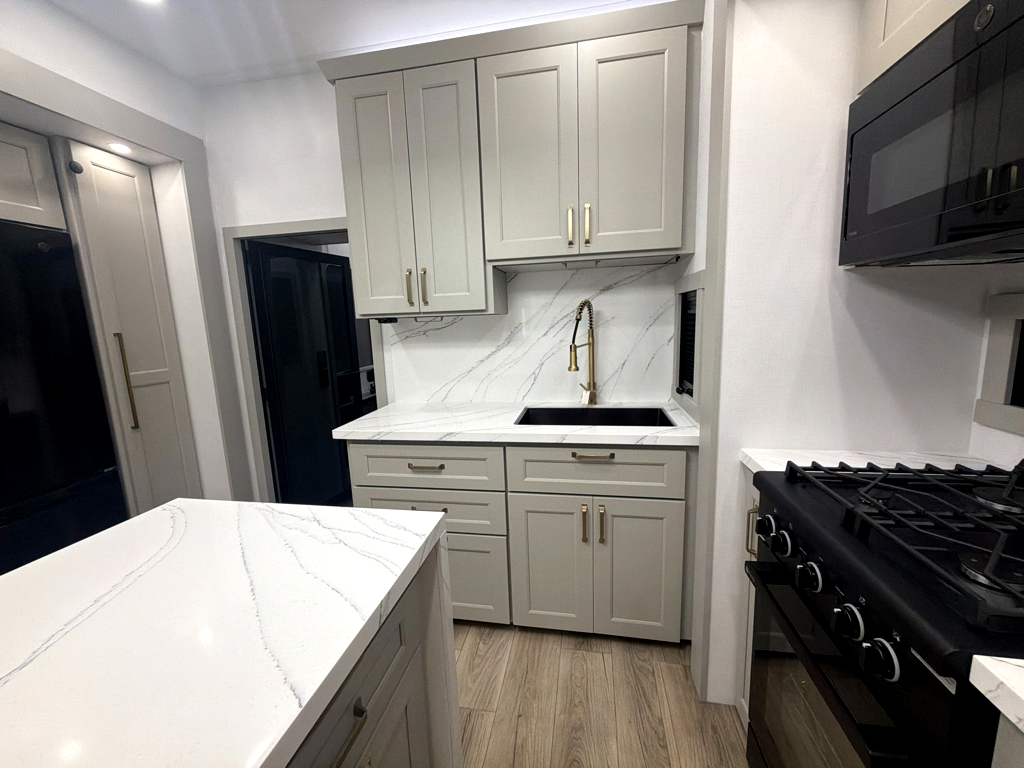 2026 BRINKLEY G 3520 - Image 16