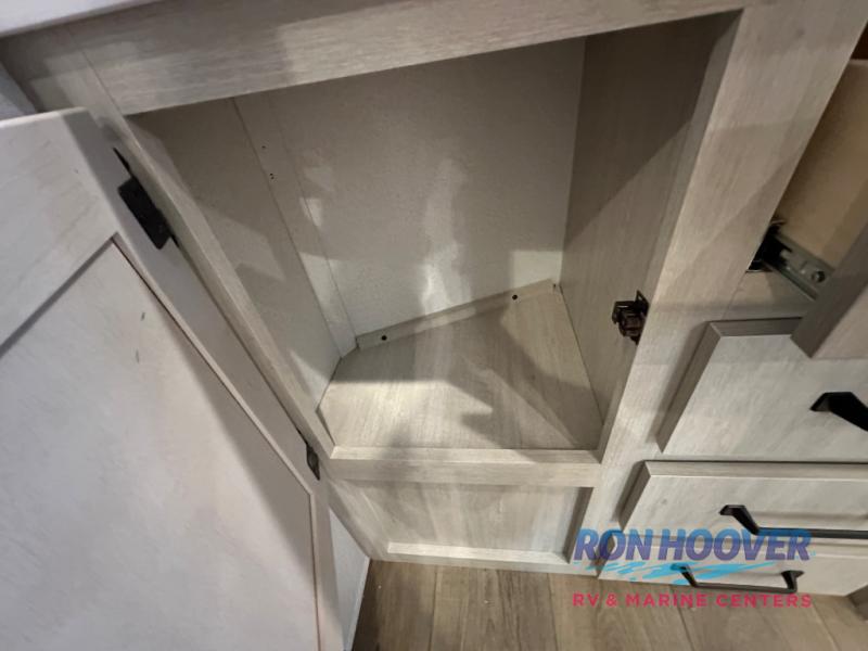 2026 PALOMINO 403LFT - Image 37