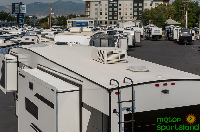 2026 KZ RV Durango Half-Ton D283RLT - Image 27