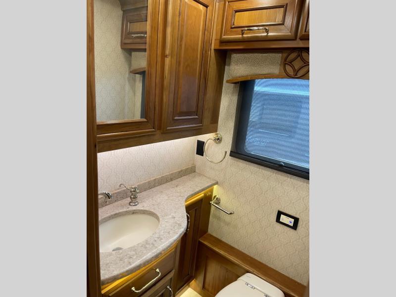 2019 Entegra Coach Cornerstone 45W - Image 18