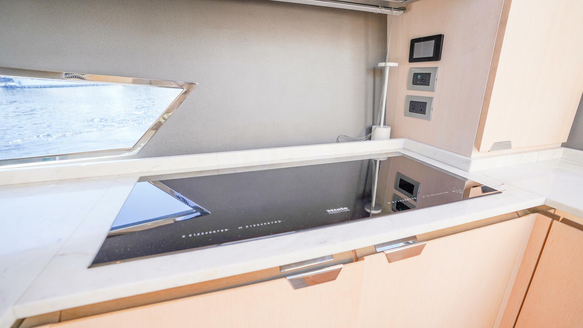 2019 Rio Yachts Colorado 56 - Image 24