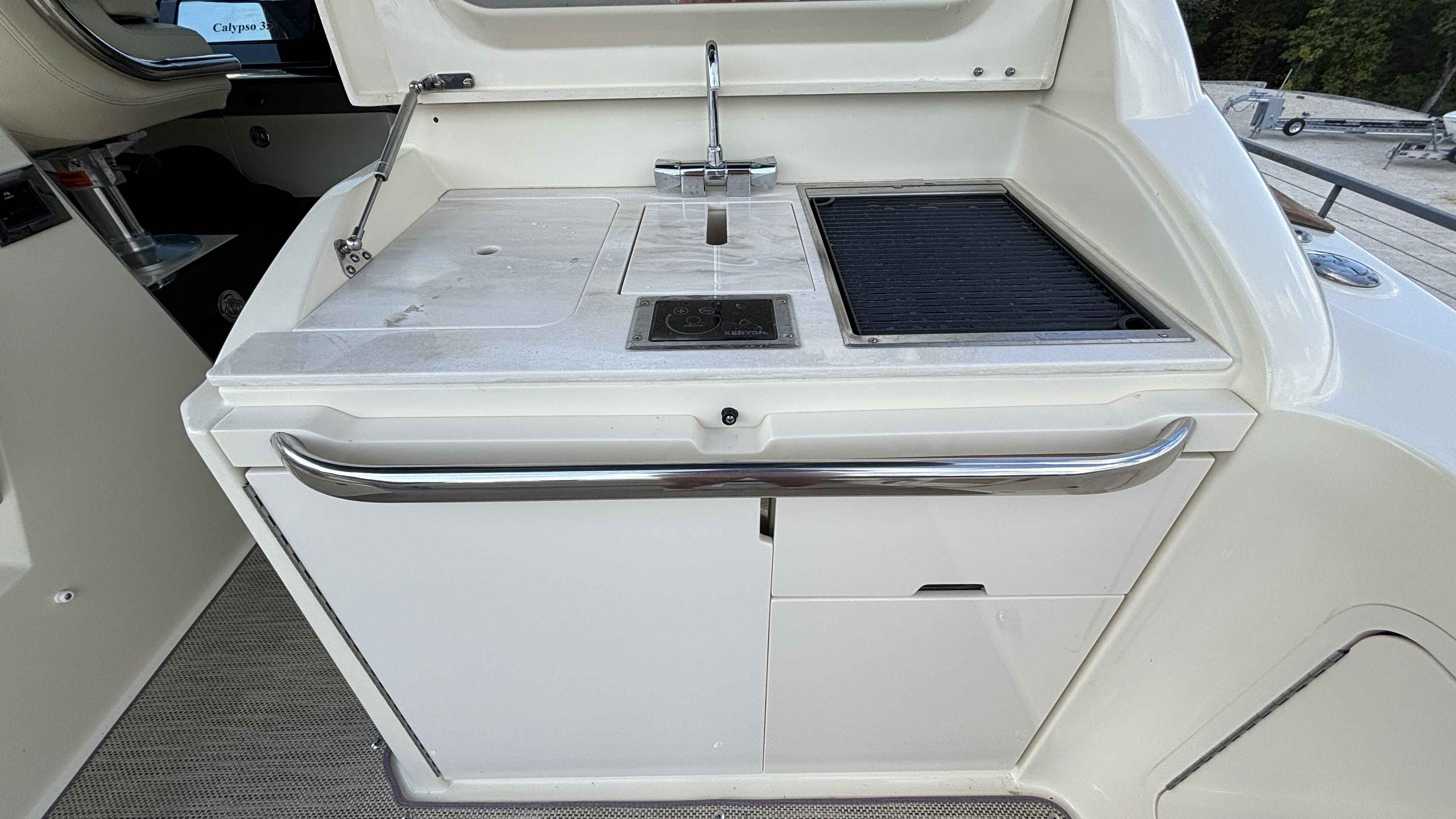 2021 Chris Craft 35 Calypso - Image 22