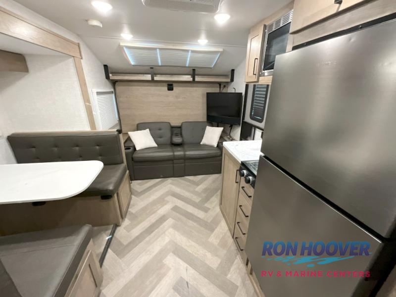 2022 EMBER OVERLAND SERIES 191MDB - Image 2