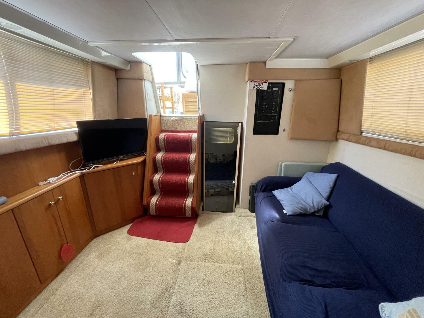 1994 Silverton 34 Motor Yacht - Image 28