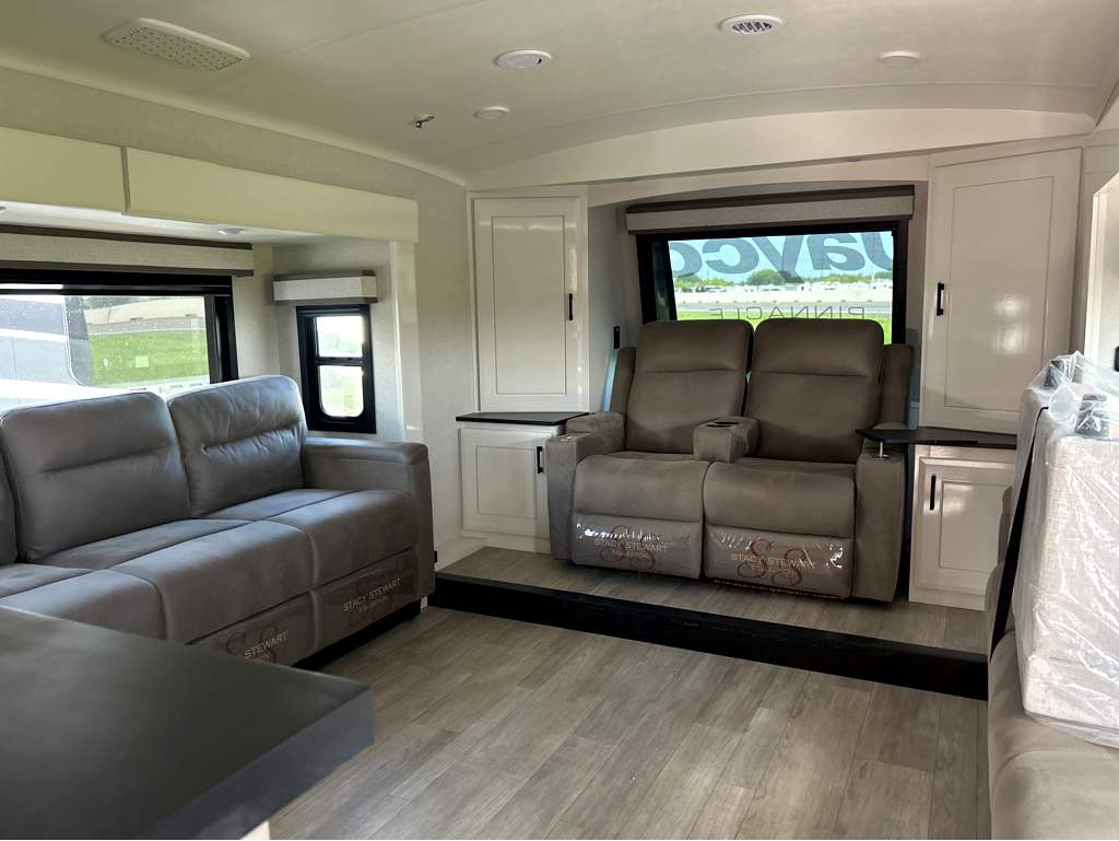 2026 JAYCO PINNACLE 39FLOK - Image 12