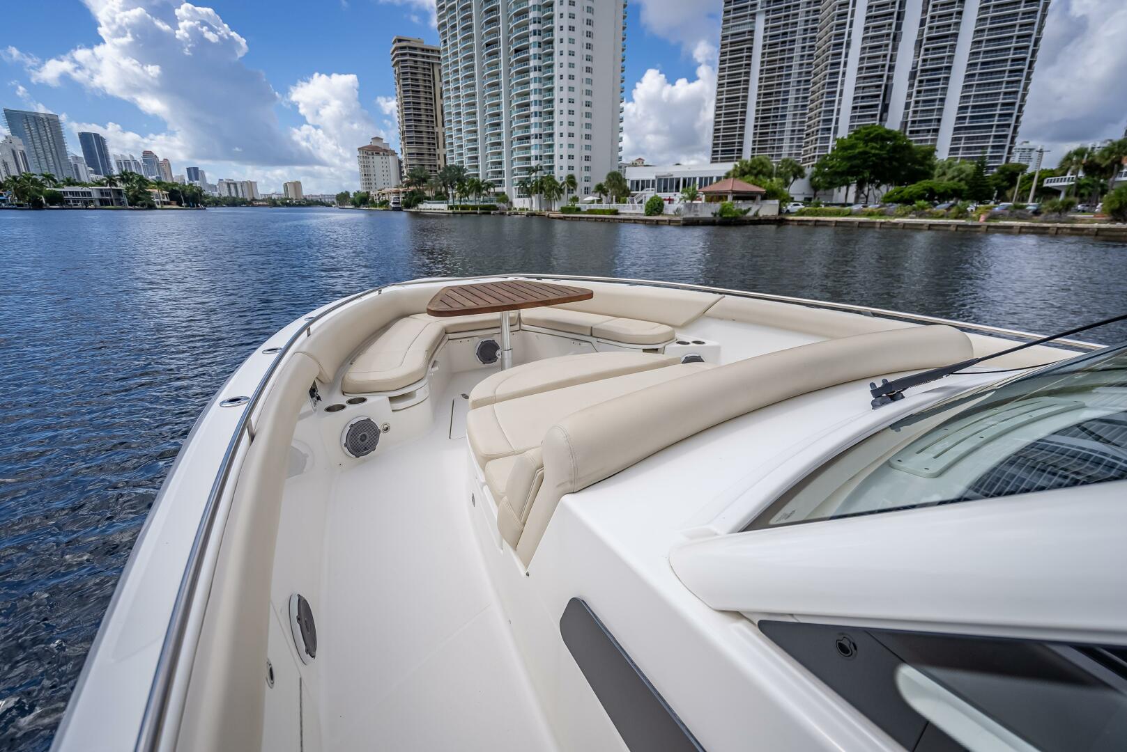 2016 Boston Whaler - Image 74