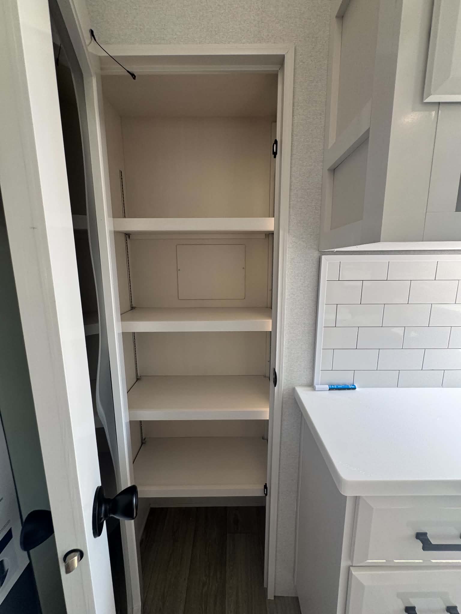 2027 JAYCO PINNACLE 32RLTS - Image 23