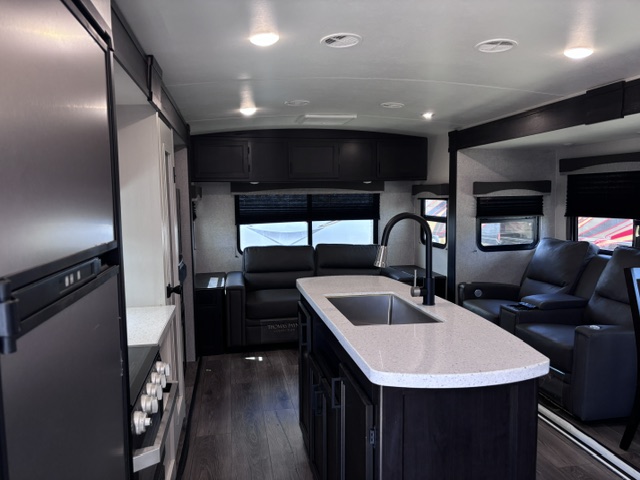 2021 Highland Ridge Open Range Light LT275RLS - Image 5
