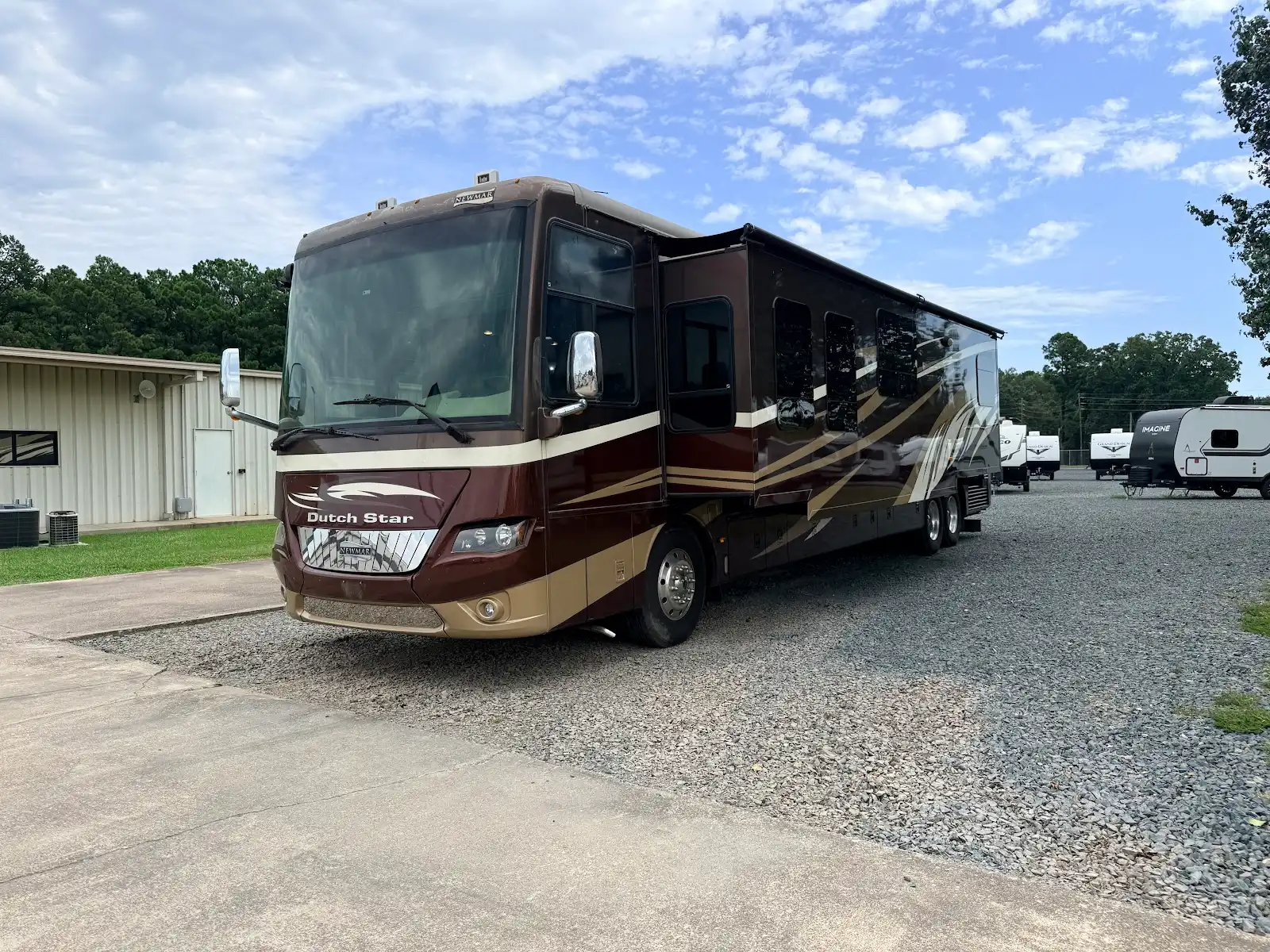 2014 NEWMAR DUTCHSTAR 4364 - Image 4