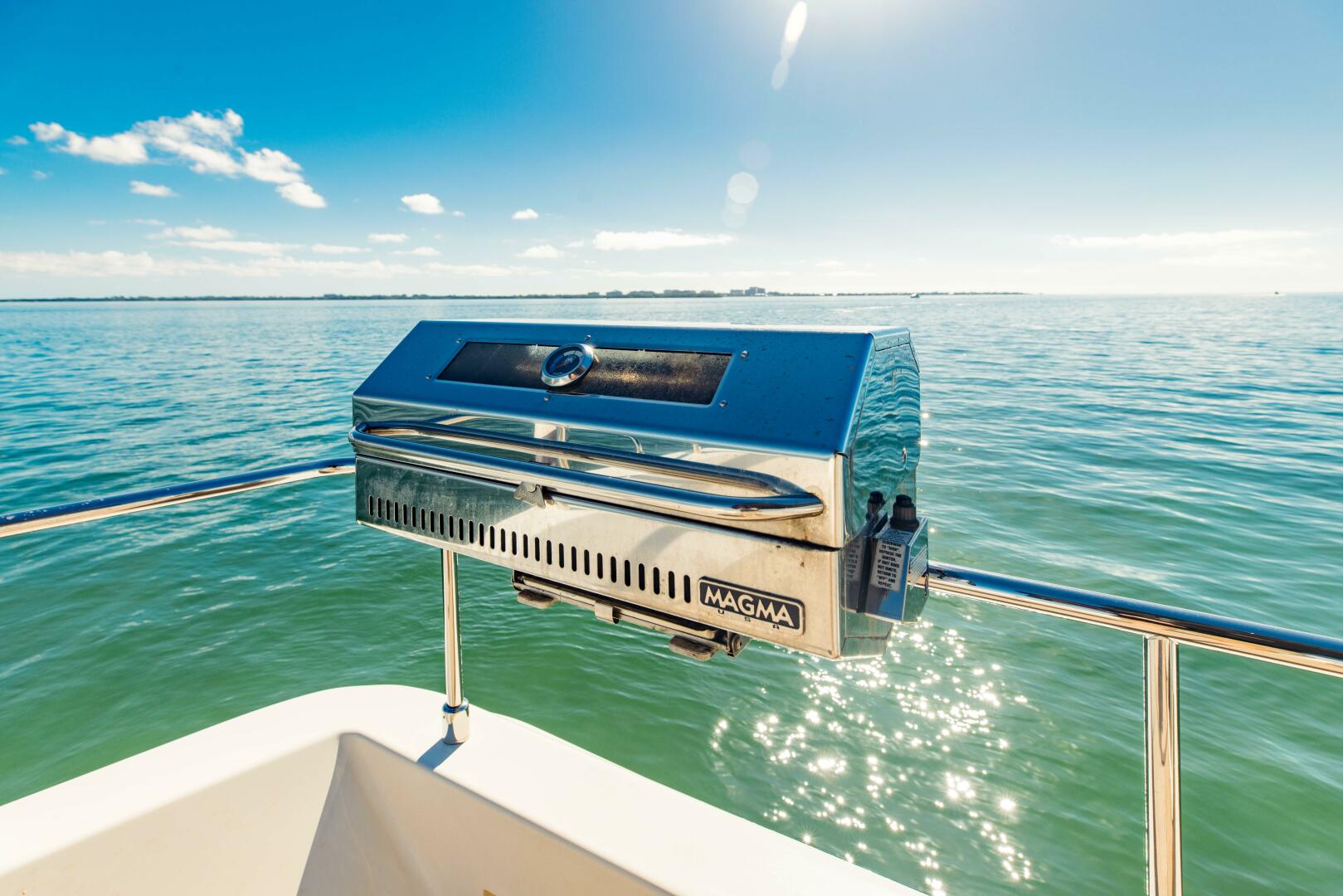 2017 Ferretti Yachts 750 - Image 36