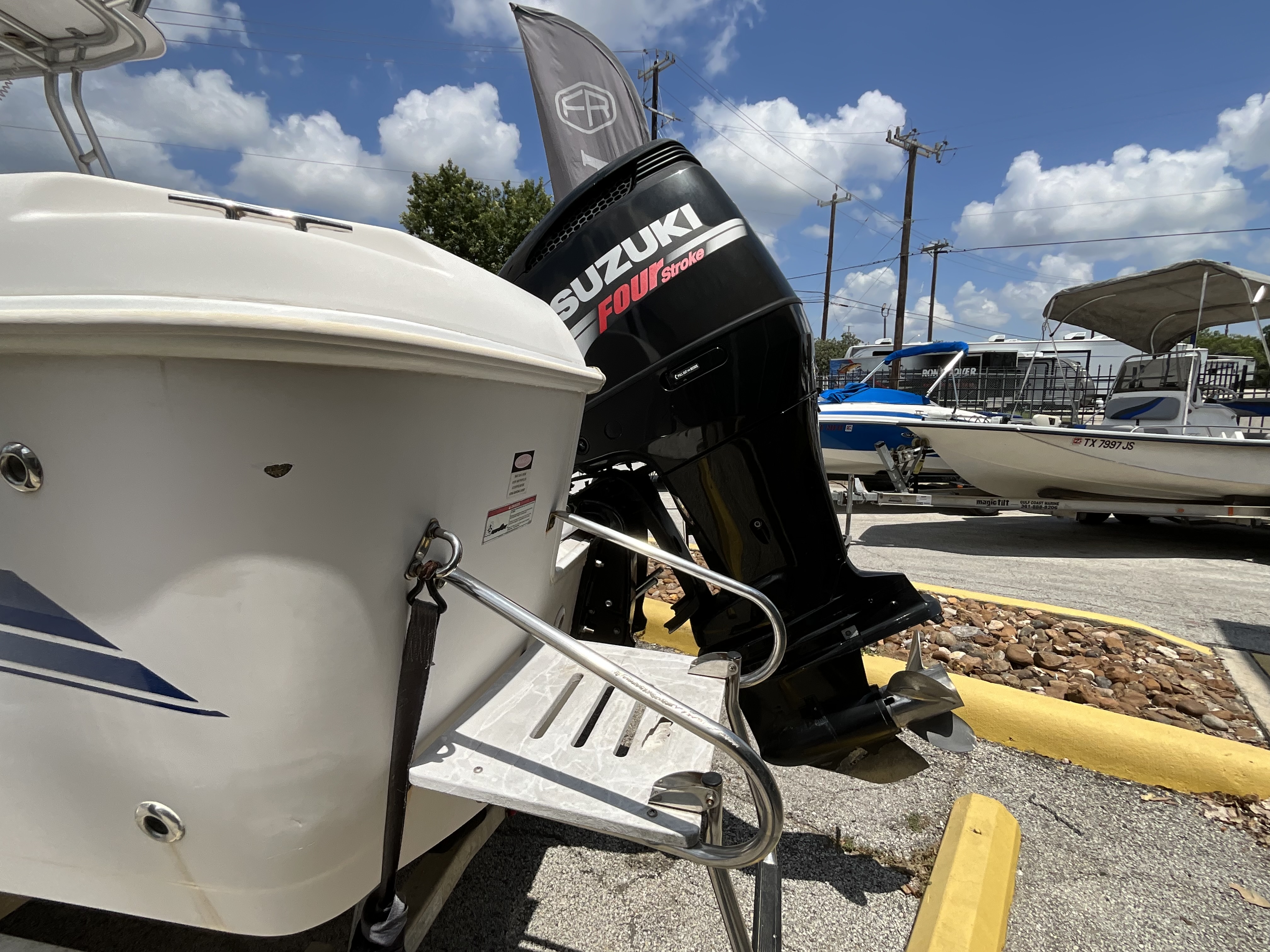 2006 PROLINE BOATS 2006 23 WALKAROUND - Image 4