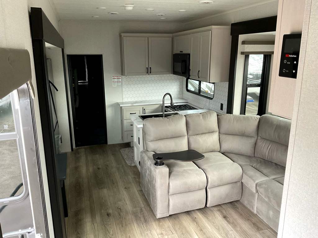 2026 JAYCO SEISMIC 399 - Image 12