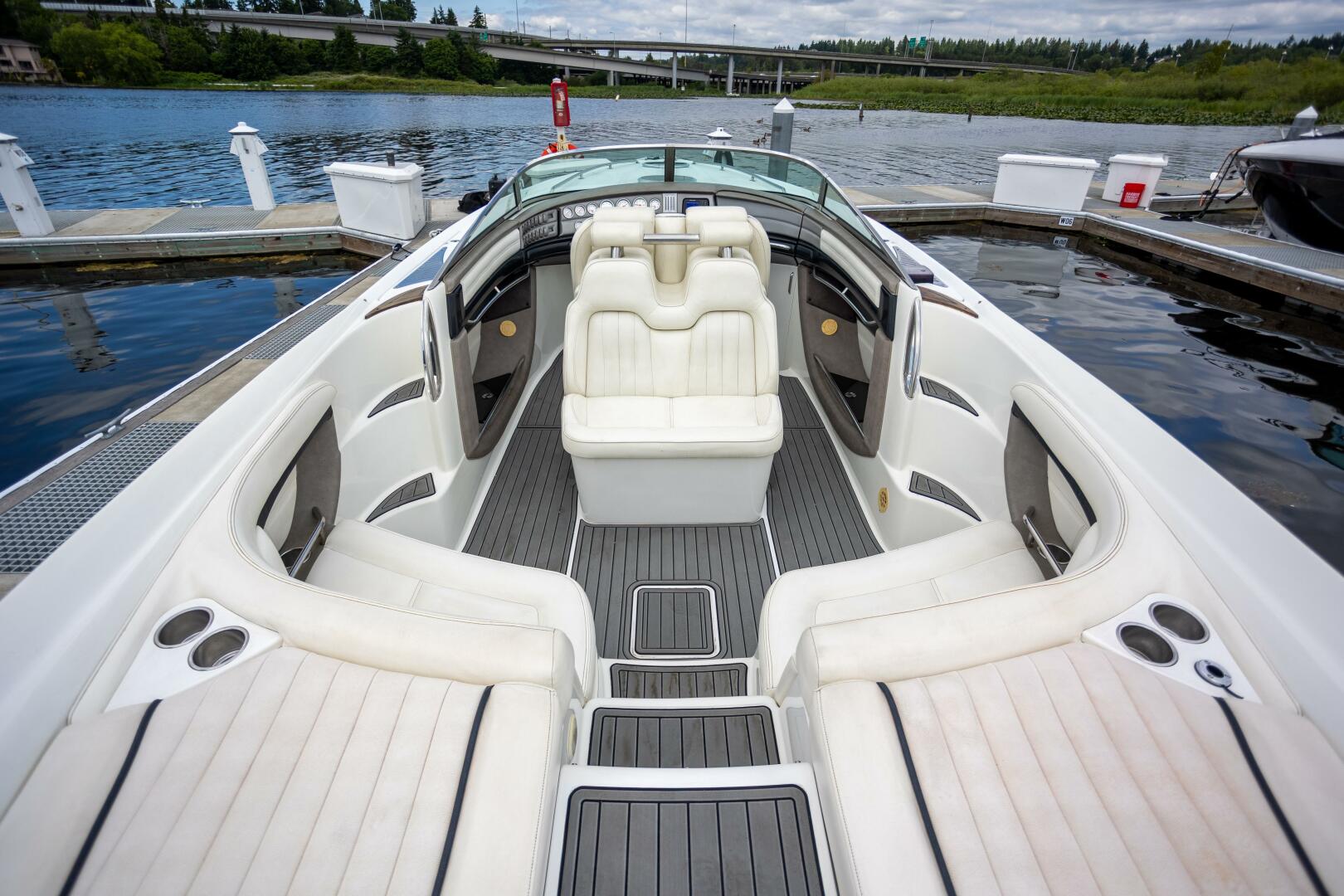 2005 Cobalt 343 - Image 3