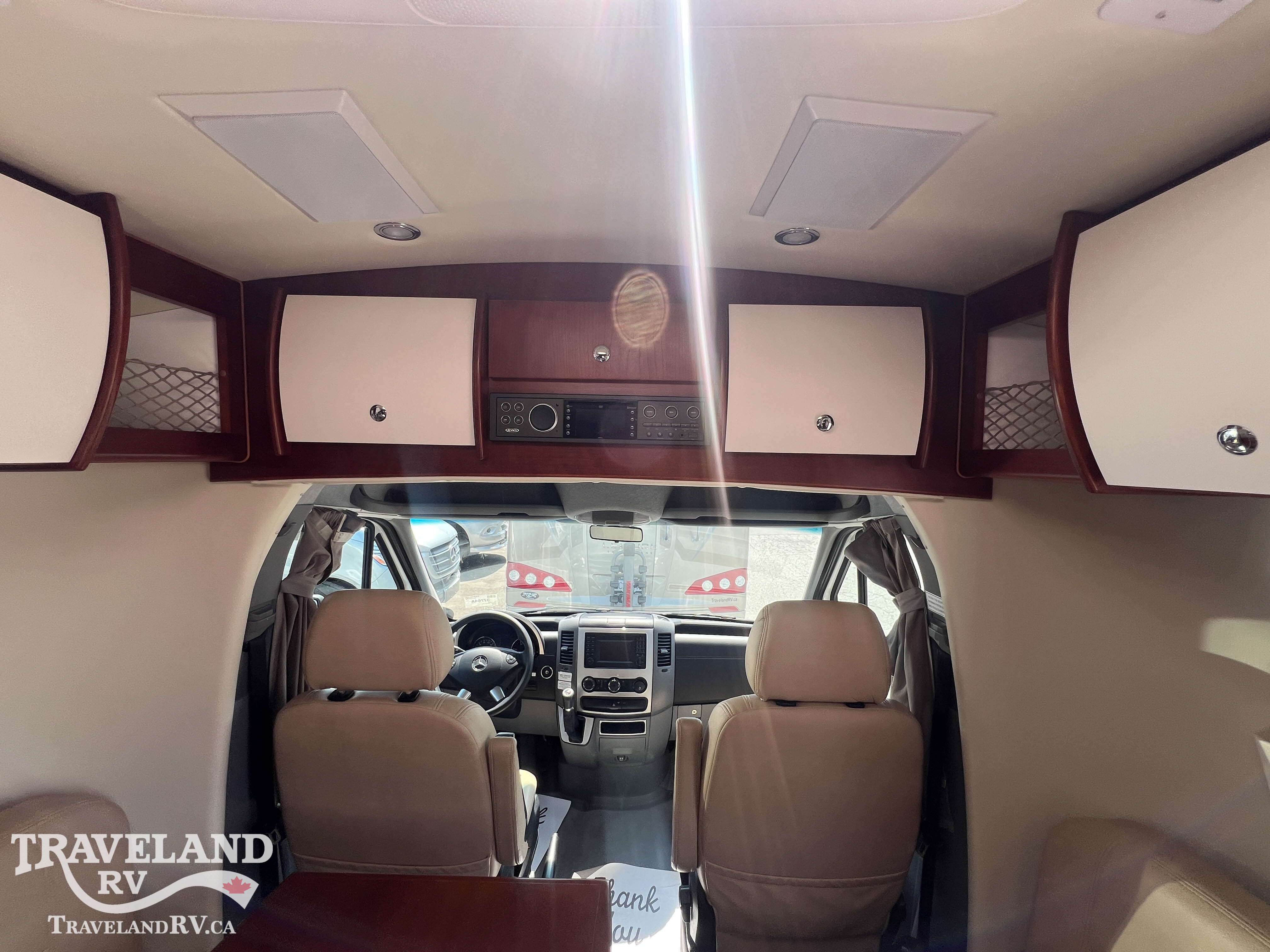 2015 Leisure Travel SERENITY S24CB - Image 13