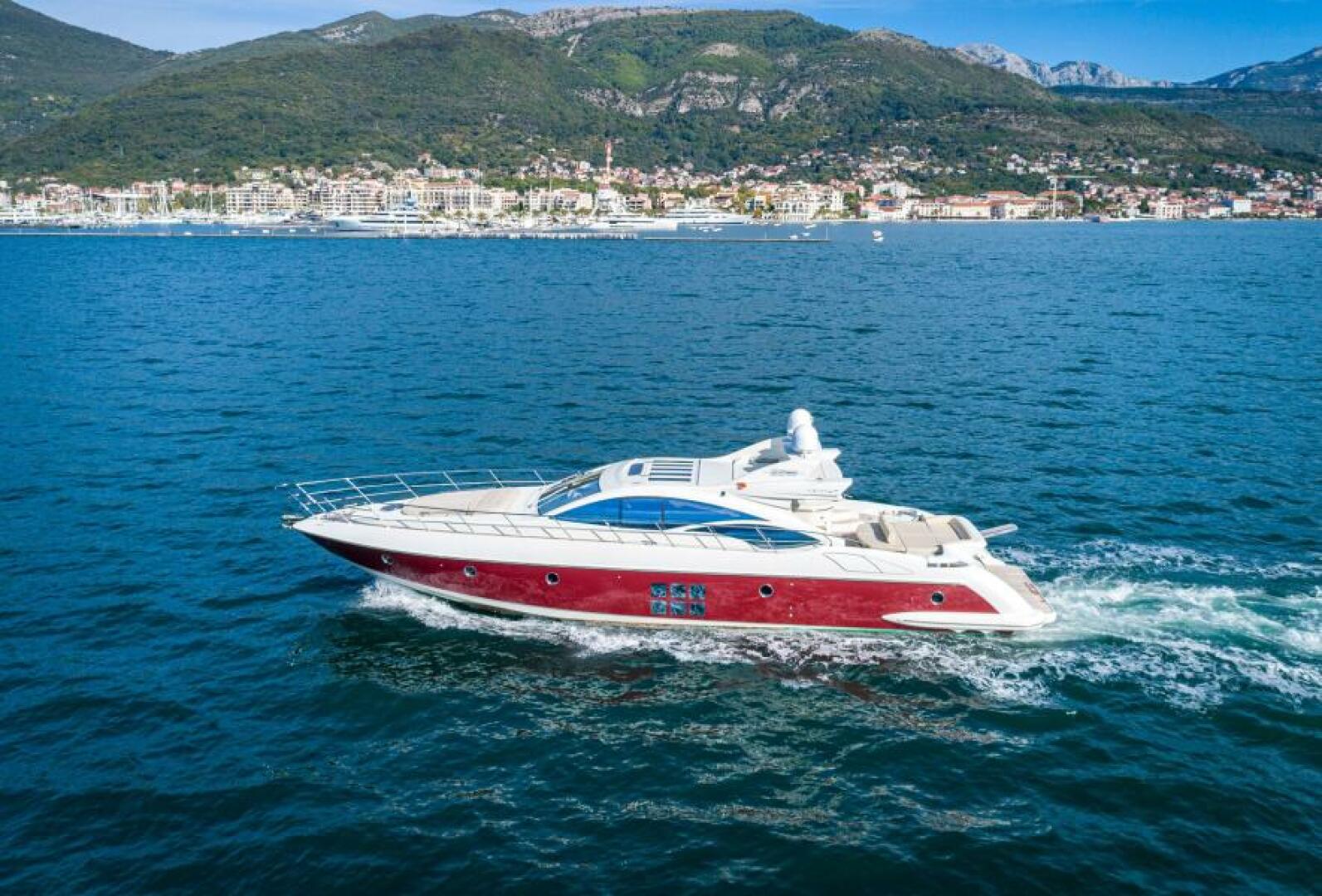 2009 Azimut 68S - Image 1
