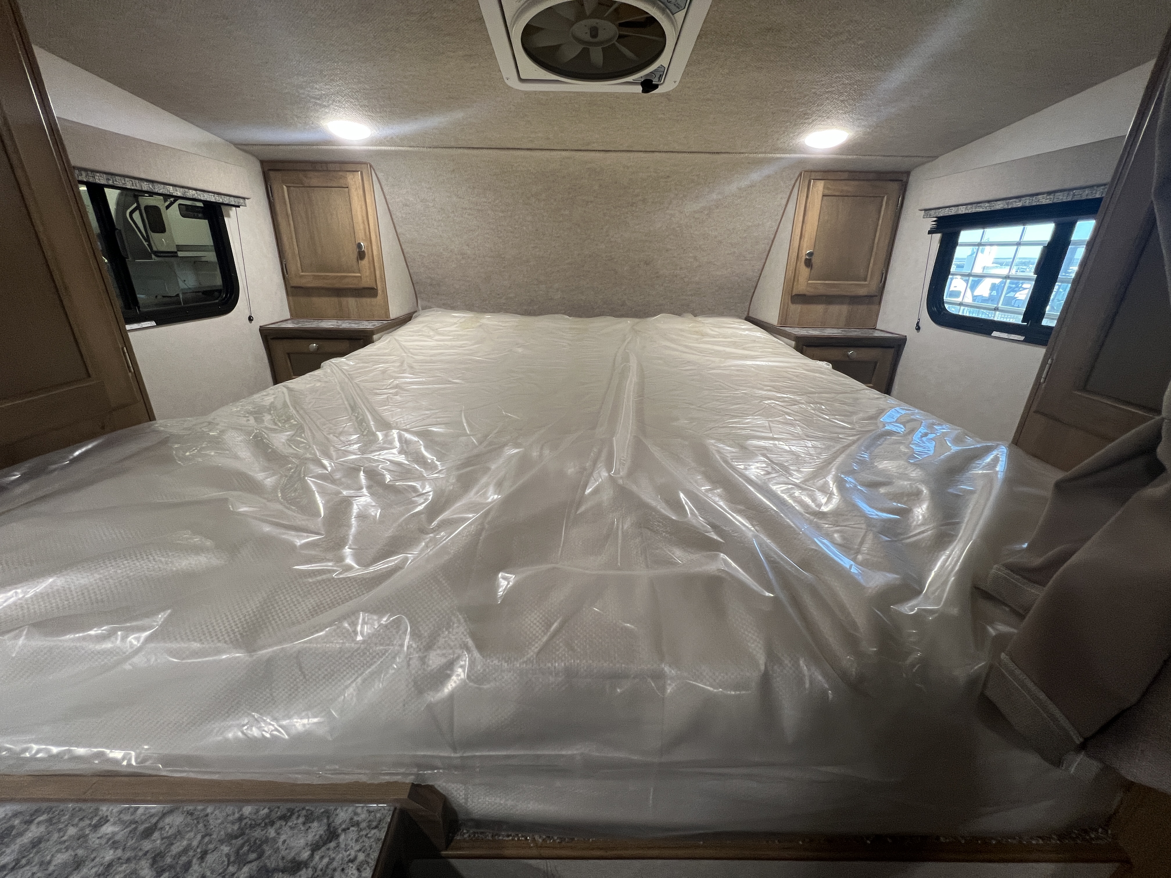 2027 Westland RV Travelaire 80WS - Image 12