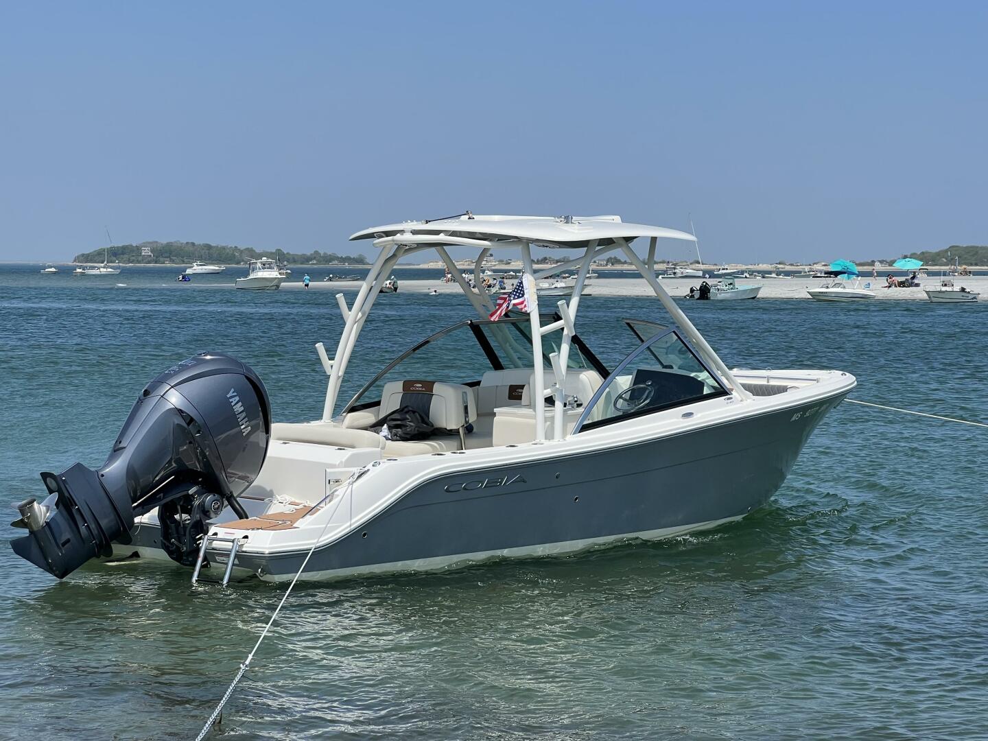 2022 Cobia 240DC - Image 10