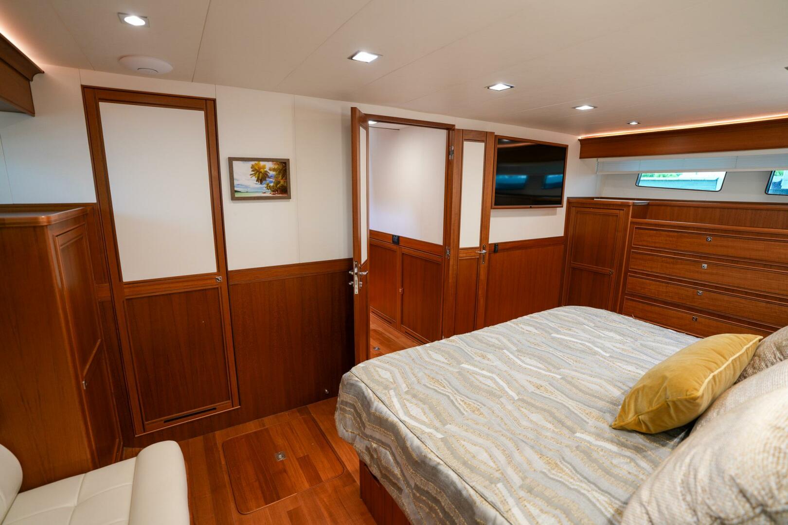 2022 Marlow Explorer 62E-CB - Image 41