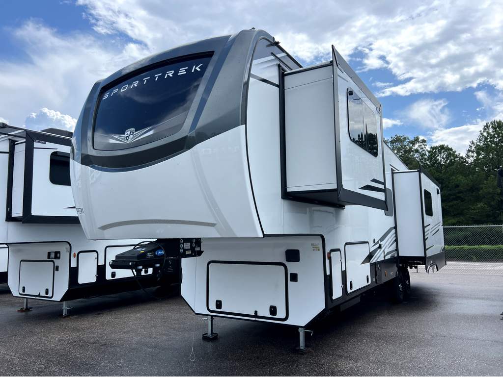 2026 VENTURE RV SPORTTREK 353VRK - Image 2