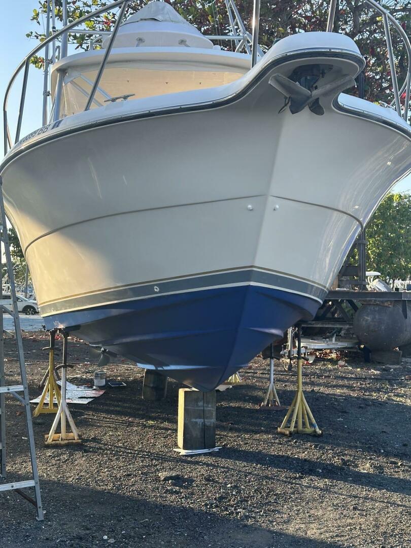 1997 Pursuit 3000 Offshore Express - Image 21