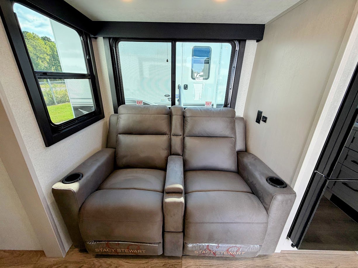 2026 JAYCO JAY FEATHER 24FK - Image 27