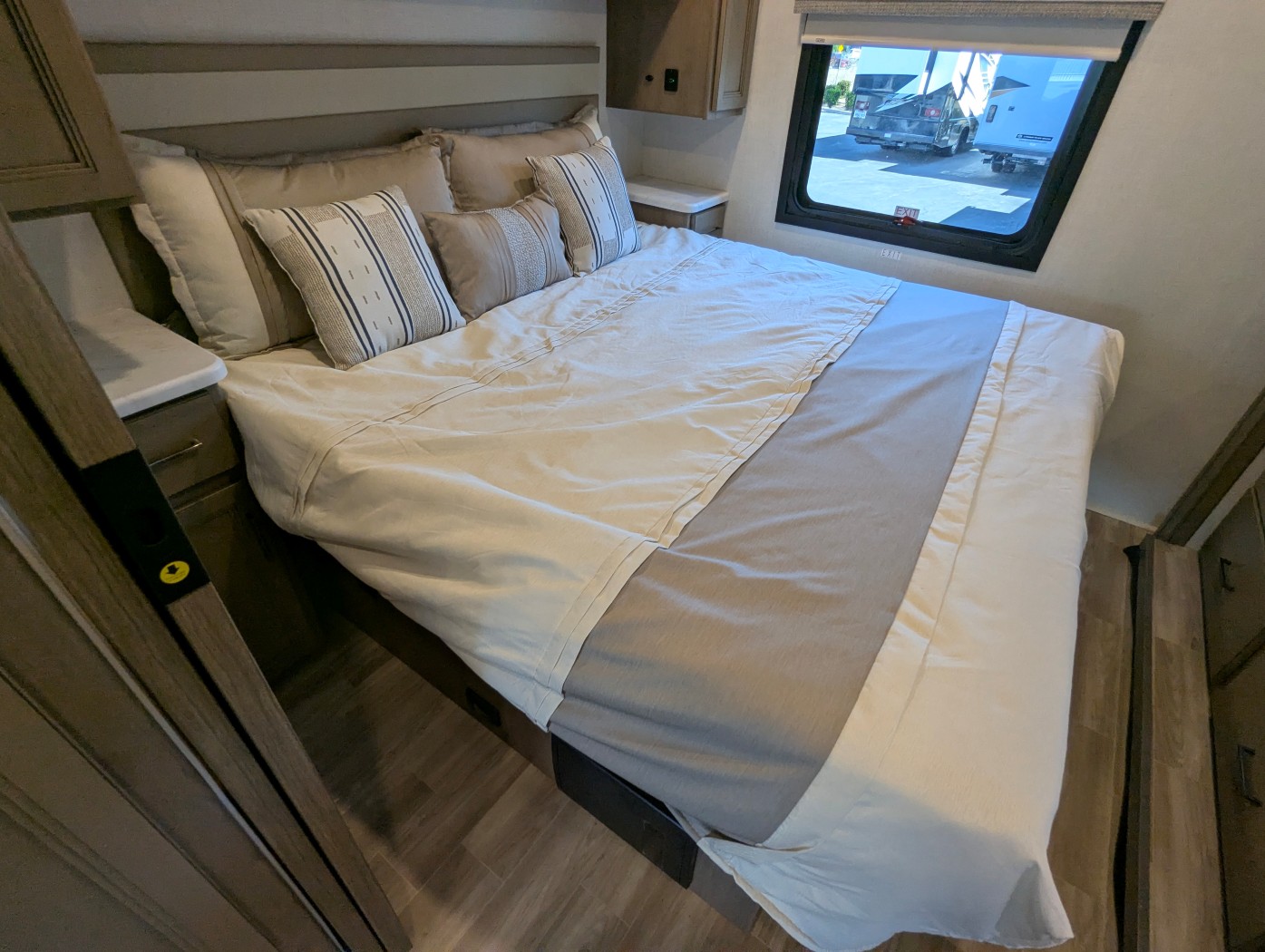2027 Thor Motor Coach Windsport 29L - Image 38