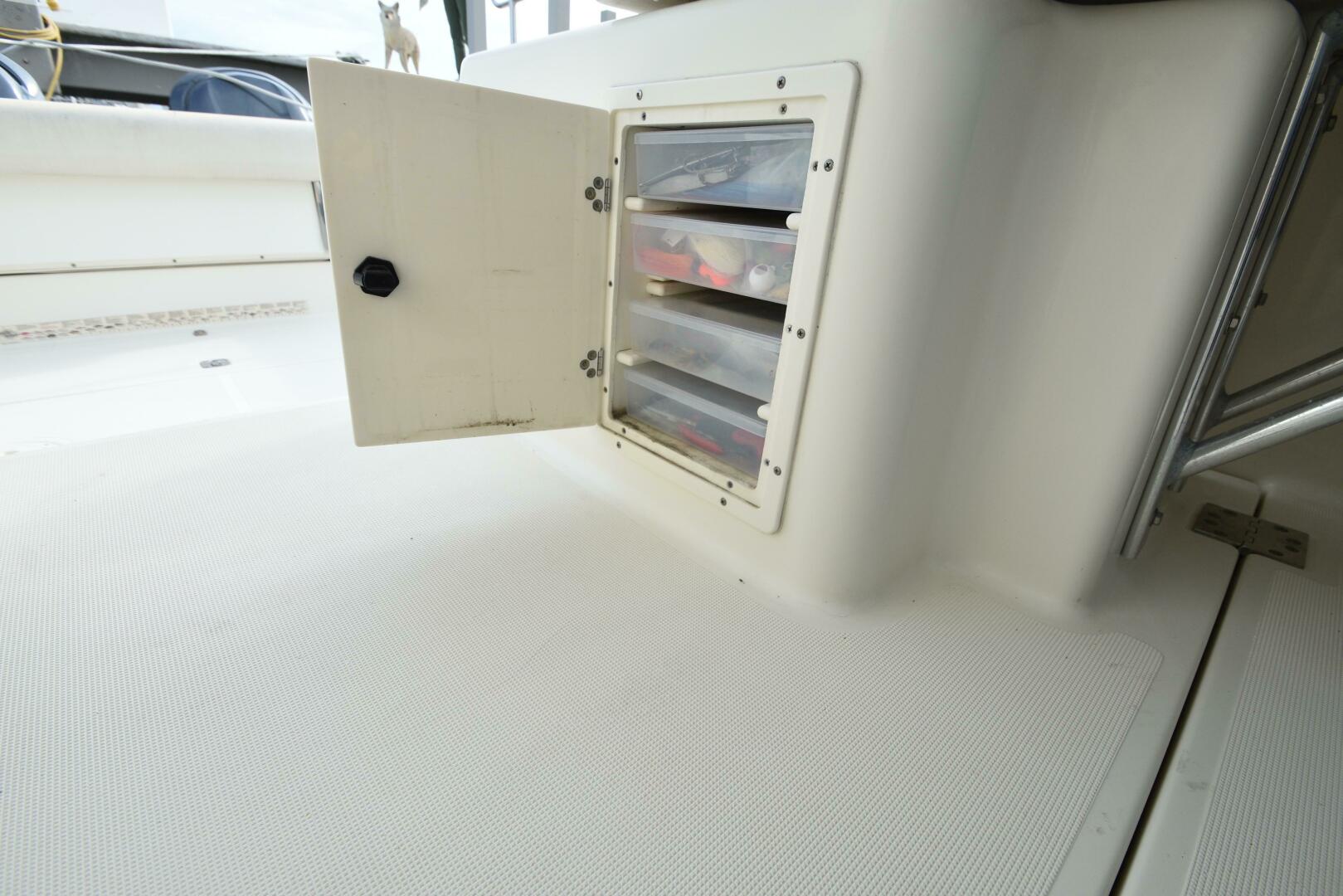 2005 Pursuit 3070 Offshore Express - Image 14