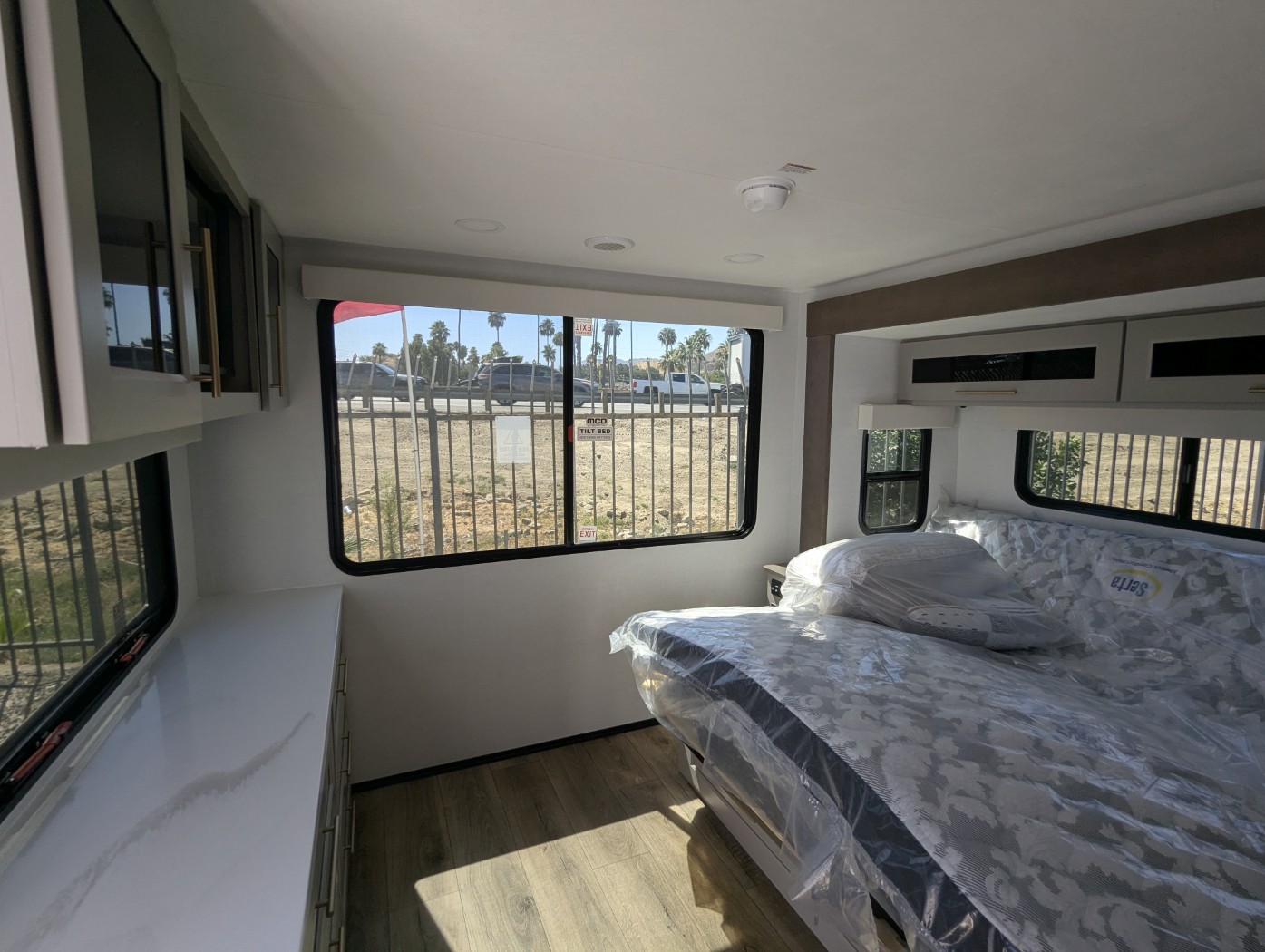 2026 Alliance RV Benchmark 42LFT - Image 33