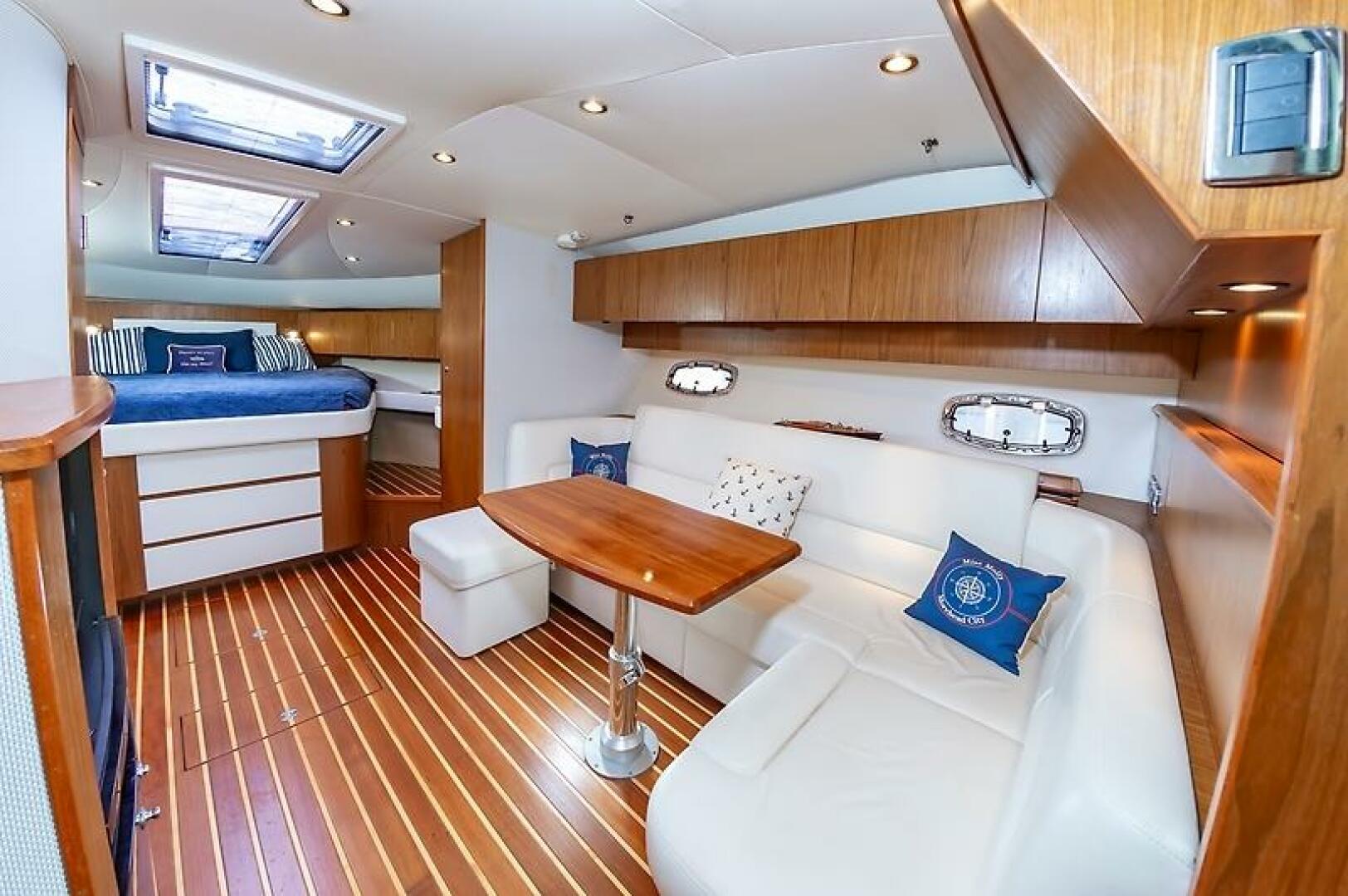 2015 Tiara Yachts 39 Coronet - Image 24