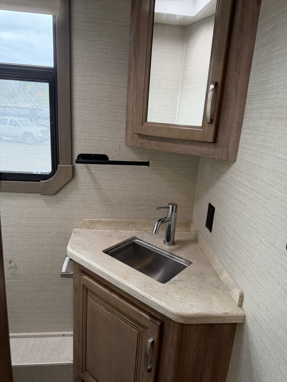 2019 Jayco Seneca 37K - Image 20