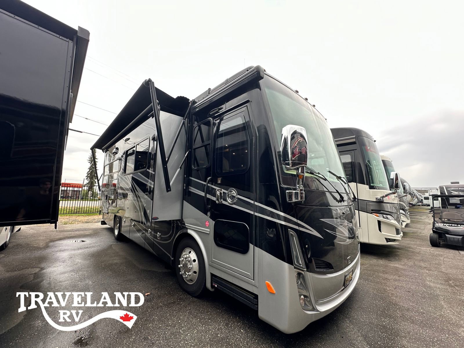2019 Tiffin Allegro Breeze 31 BR - Image 1