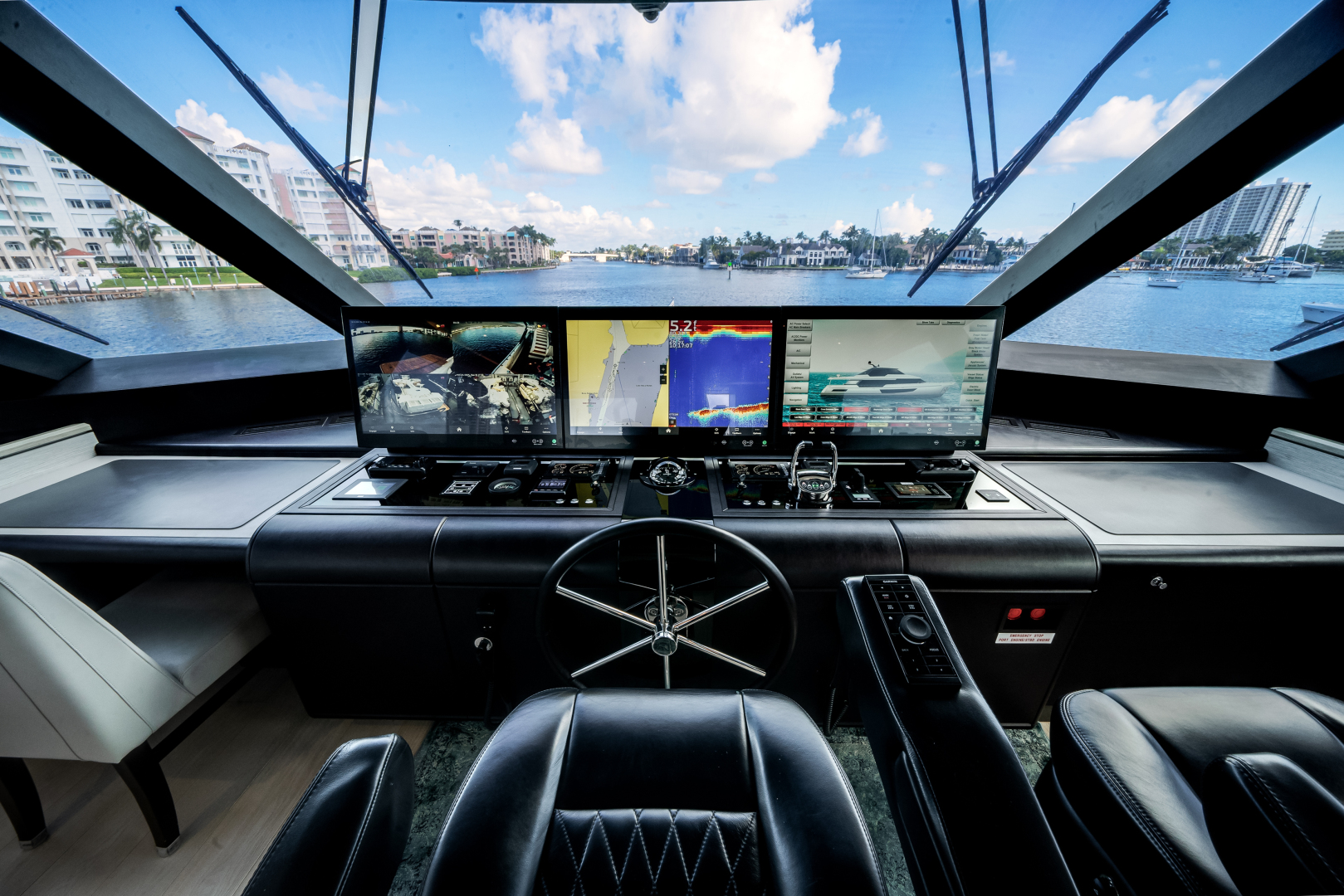 2022 Ocean Alexander 32L - Image 66