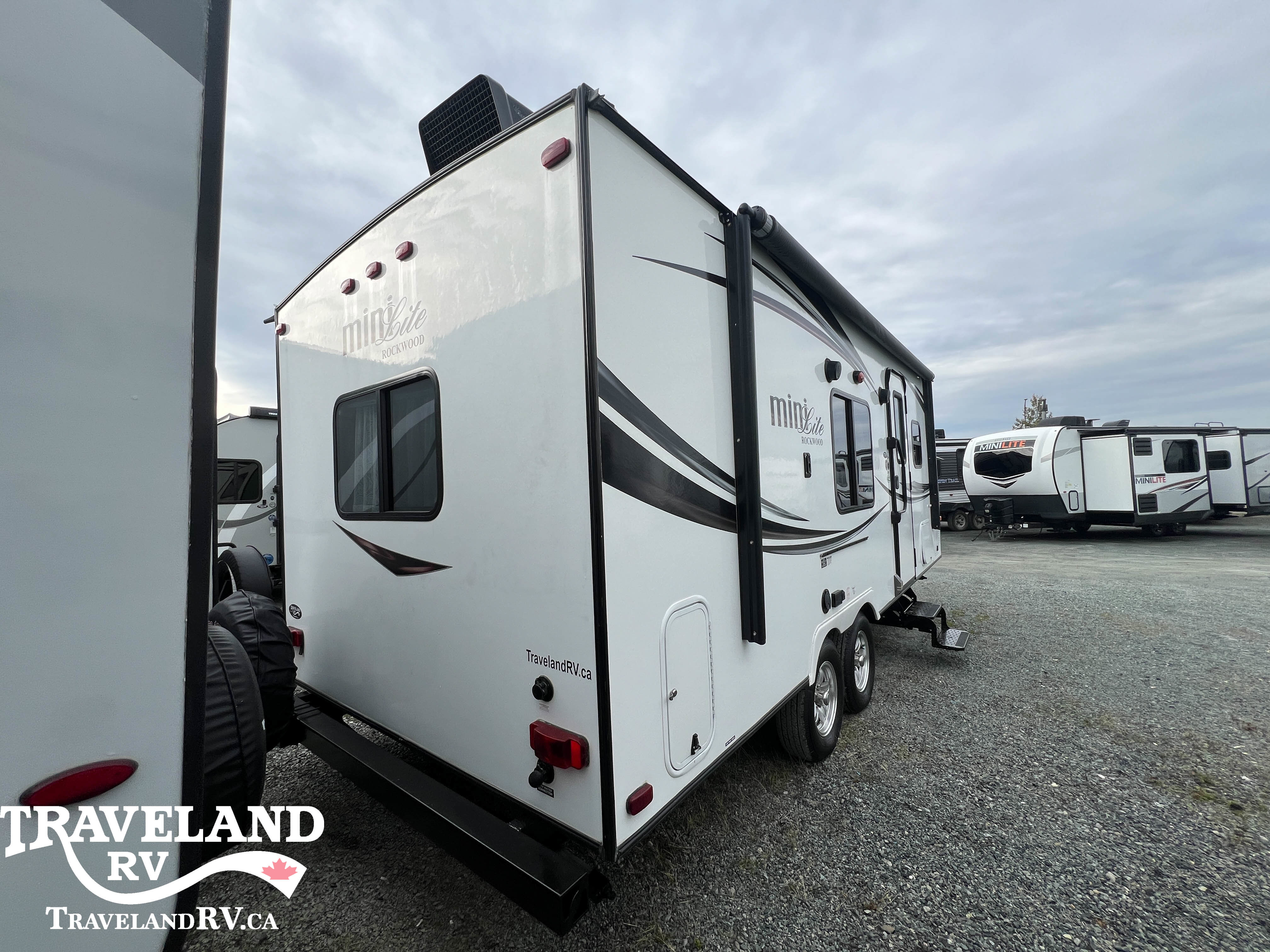 2015 Forest River Rockwood Mini Lite 2304DS - Image 7