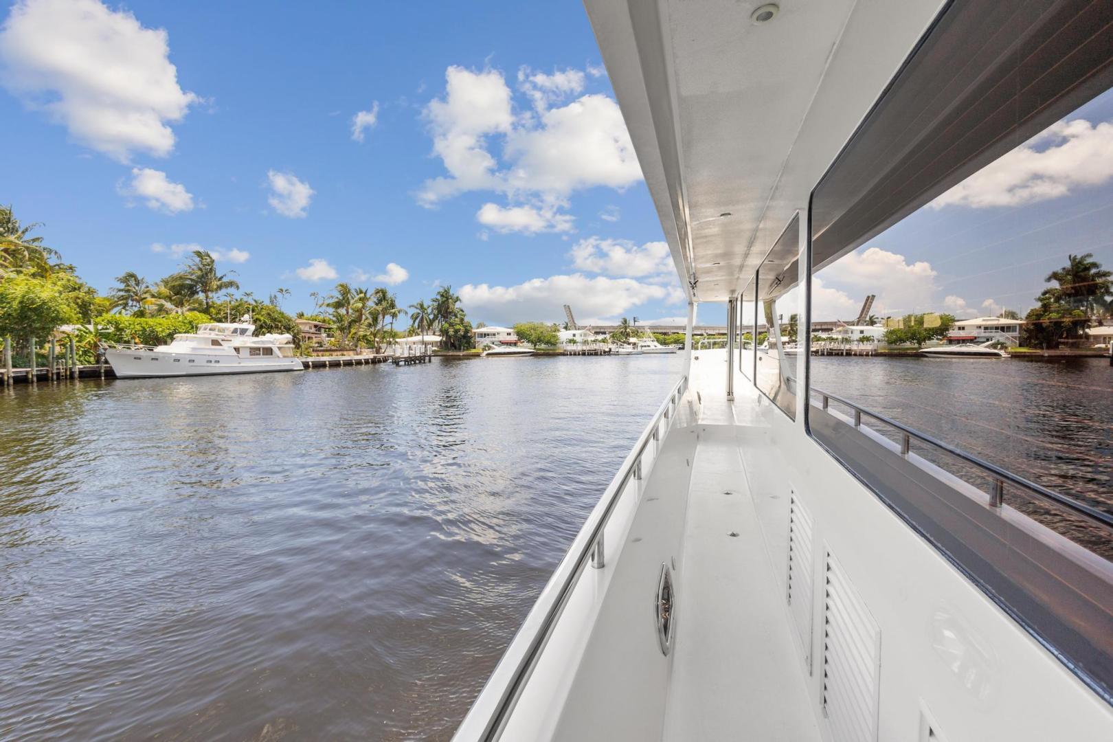 2006 Jefferson Starship Pilothouse - Image 13