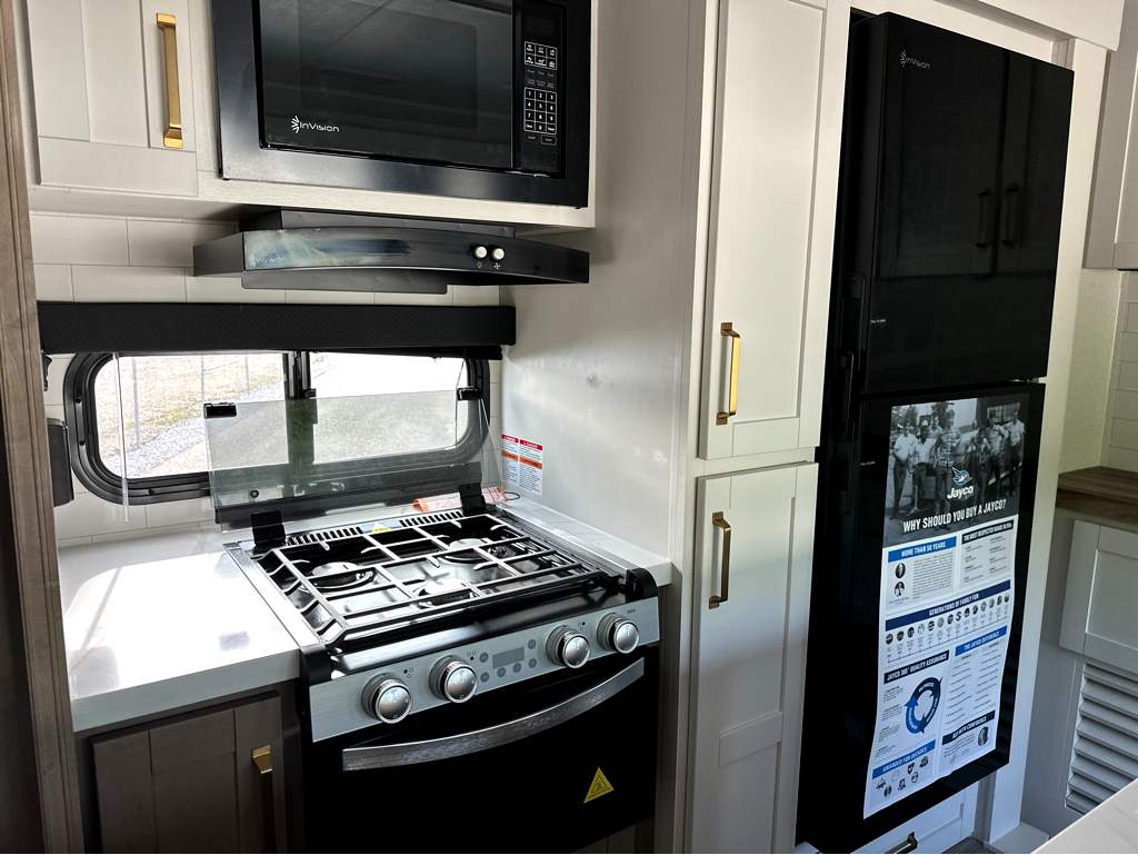 2027 JAYCO EAGLE 312BHOK - Image 9