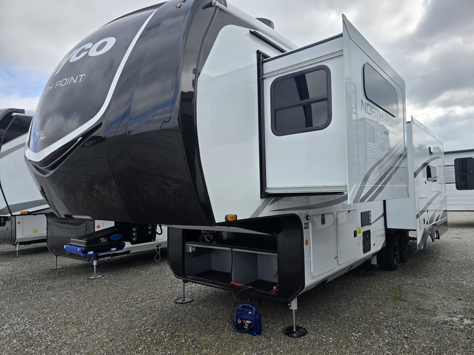2026 JAYCO NORTH POINT 310RLTS - Image 3