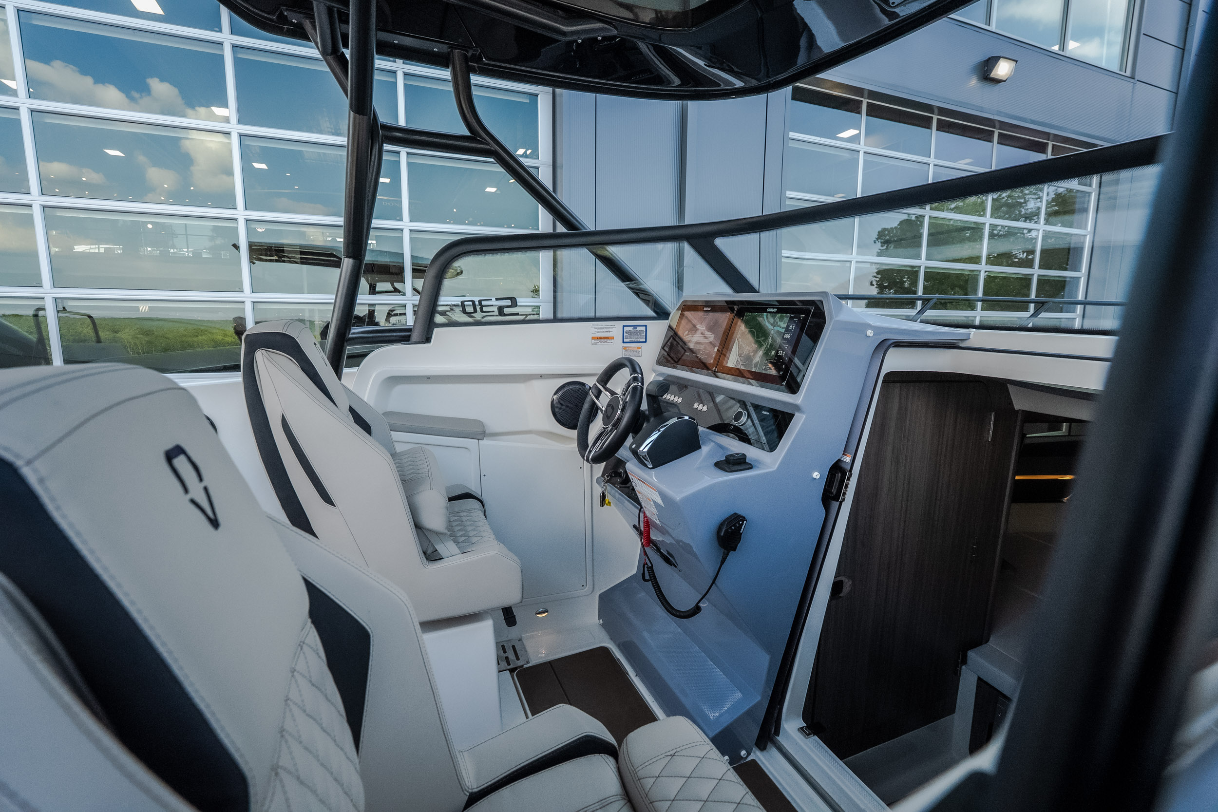 2025 Navan S30 - Image 26