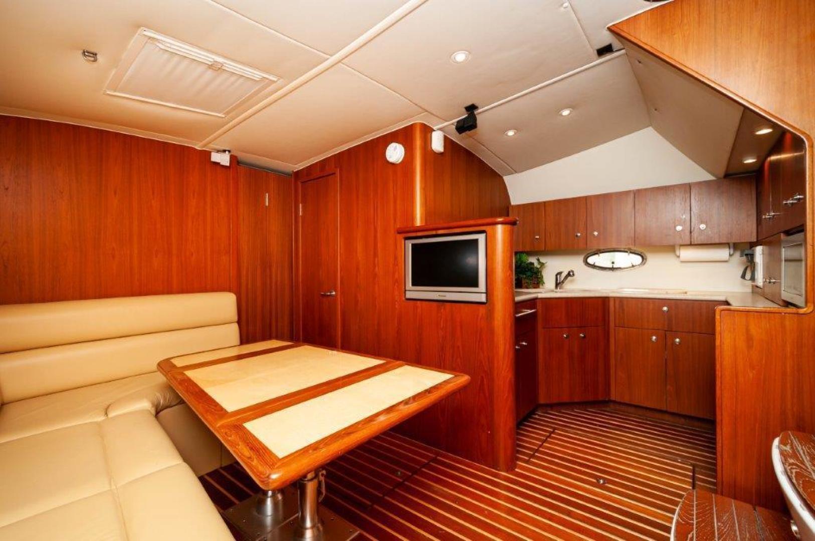2003 Tiara Yachts 4200 Open - Image 7