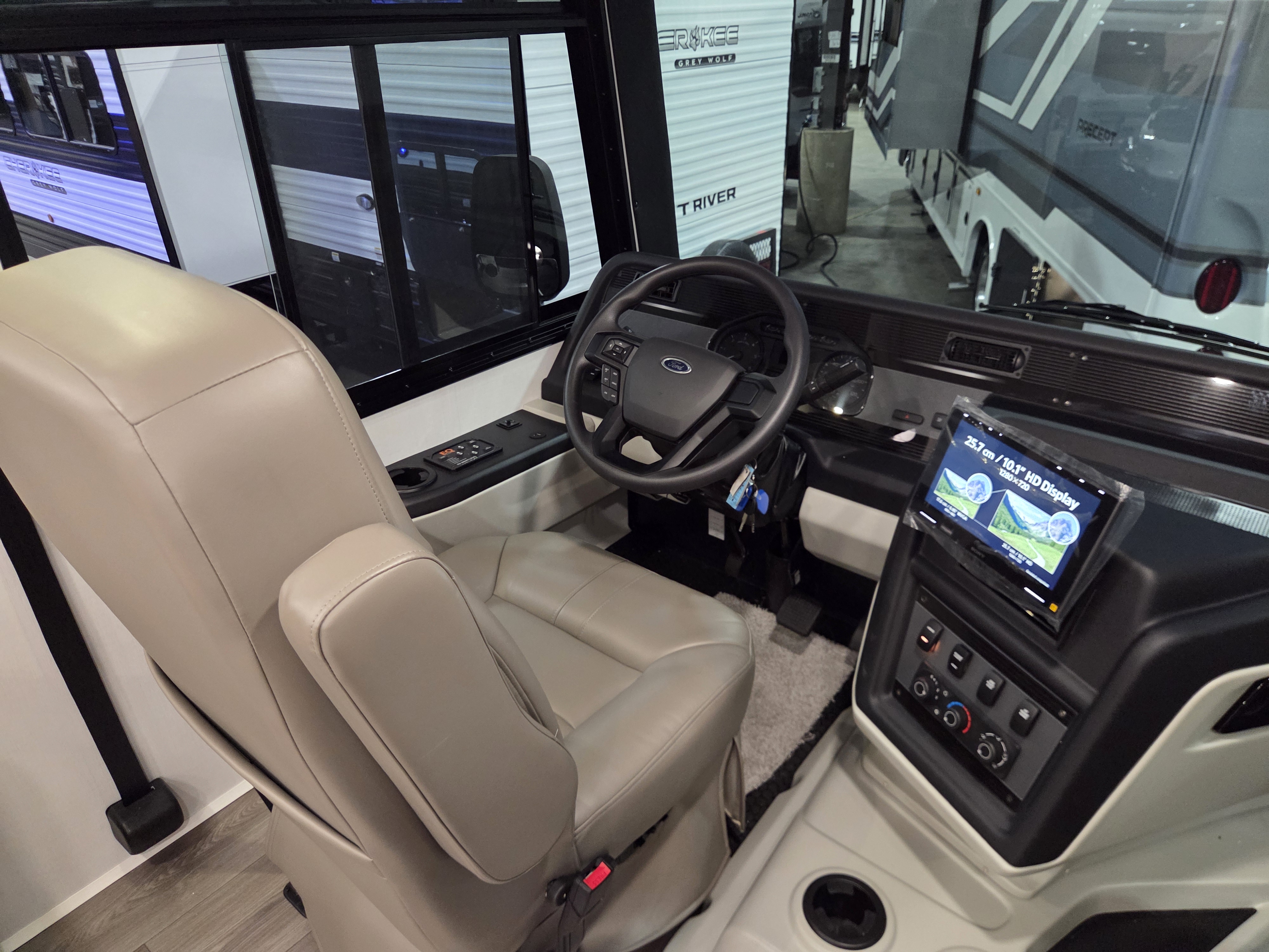 2027 Jayco Precept 36C - Image 26