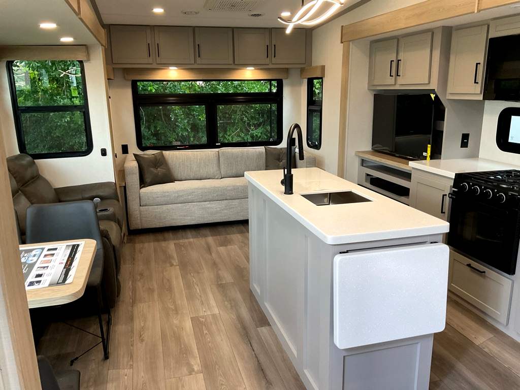 2027 KZ RIDGEWAY 31 RL - Image 9