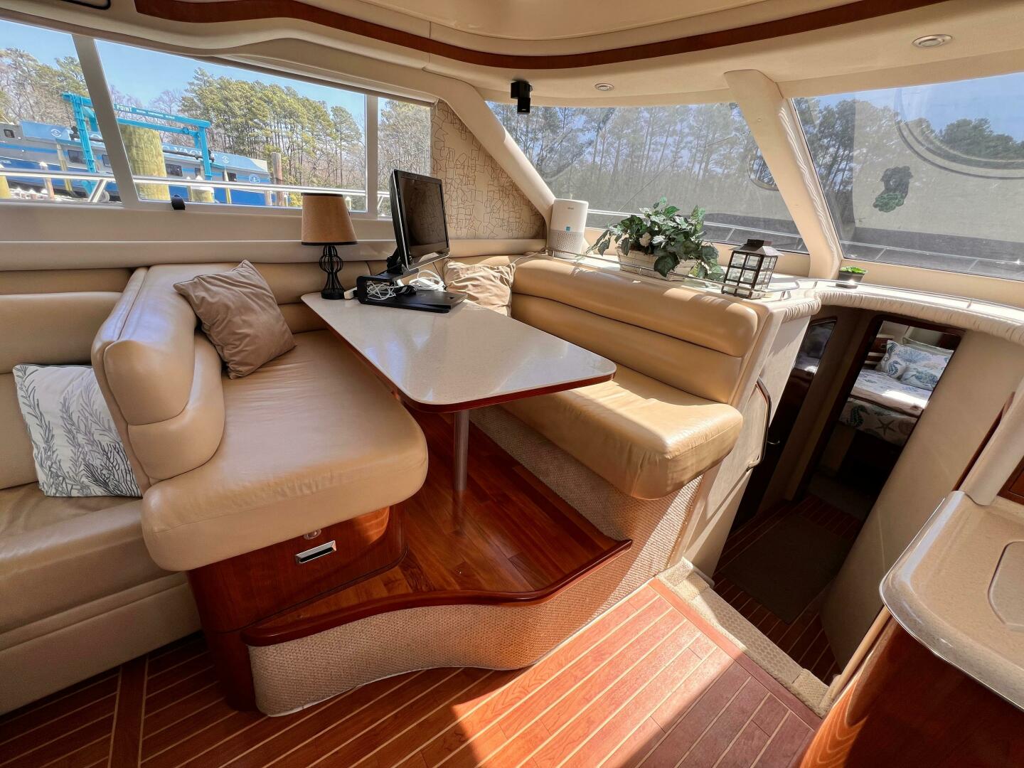 2004 Sea Ray 480 Sedan Bridge - Image 15
