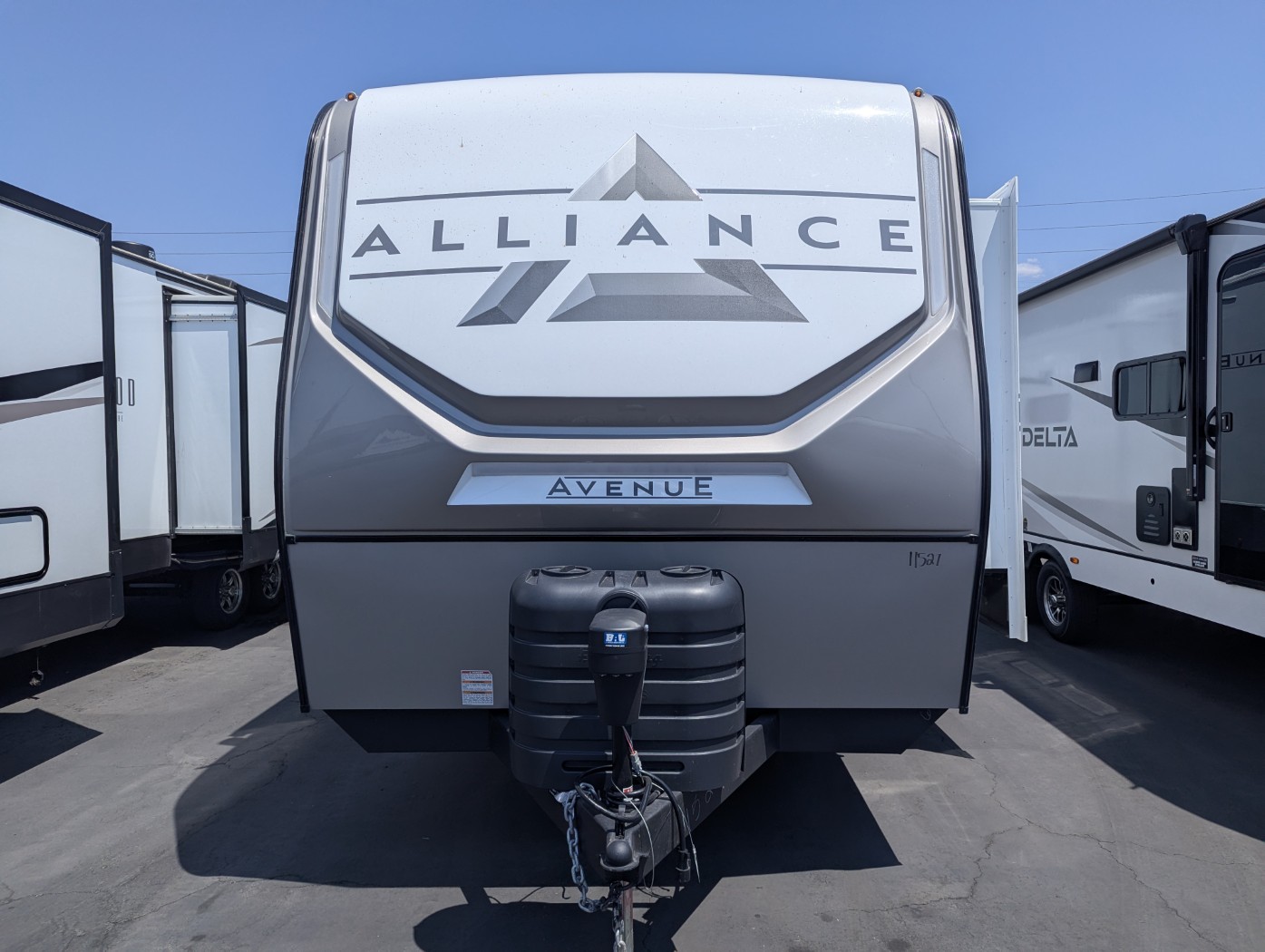 2026 Alliance RV Avenue 332RL - Image 2